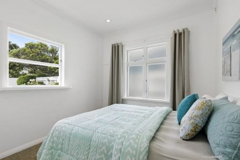 Photo of property in 20 Raumati Terrace, Khandallah, Wellington, 6035