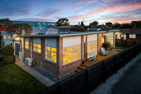 Photo of property in 42 Seymour Street, Hornby, Christchurch, 8042