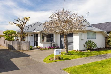 Photo of property in 9 Halliwell Avenue, Papanui, Christchurch, 8052