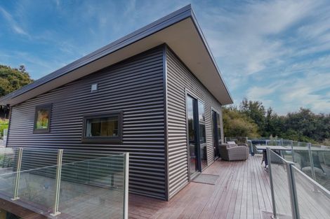 Photo of property in 16 Hidden Hills Drive, Wanaka, 9305