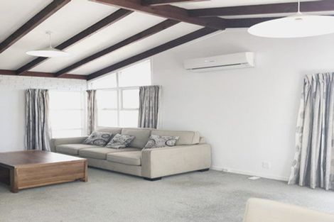 Photo of property in 31 Portadown Avenue, Pakuranga Heights, Auckland, 2010