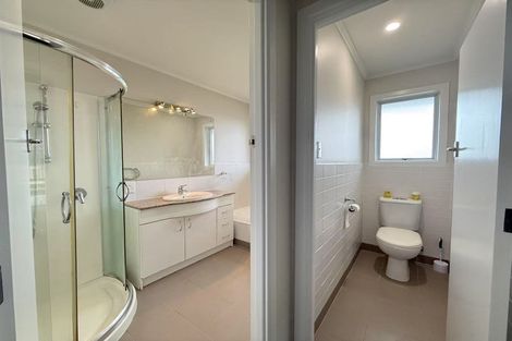 Photo of property in 9 Selwyn Crescent, Forrest Hill, Auckland, 0620