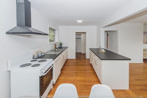 Photo of property in 11 Flinders Road, Heathcote Valley, Christchurch, 8022