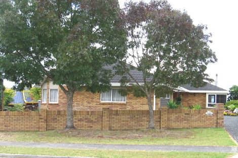 Photo of property in 11 Renoir Street, West Harbour, Auckland, 0618