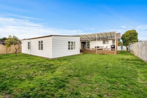 Photo of property in 21 Seaspray Drive, Mount Maunganui, 3116