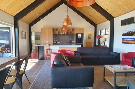 Photo of property in 1 Pollock Place, Lake Tekapo, 7999