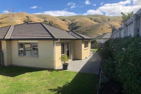 Photo of property in 89 Amesbury Drive, Churton Park, Wellington, 6037