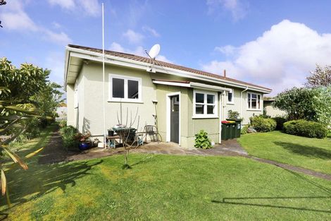 Photo of property in 5 Gloag Street, Waverley, 4510