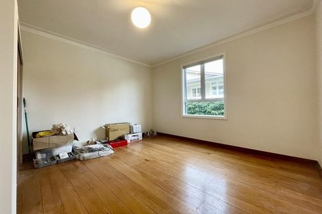 Photo of property in 181 Tukapa Street, Westown, New Plymouth, 4310