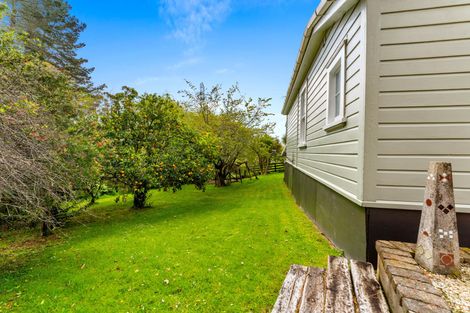 Photo of property in 72 Oneriri Road, Kaiwaka, 0573