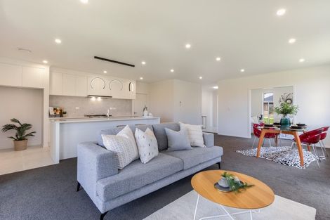 Photo of property in 39 Ruru Street, Cambridge, 3434