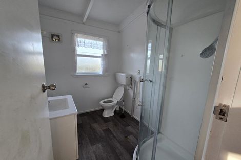 Photo of property in 99a Kawaha Point Road, Kawaha Point, Rotorua, 3010