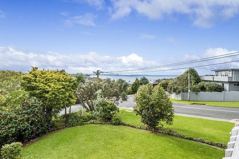 Photo of property in 2/47 Braemar Road, Rothesay Bay, Auckland, 0630