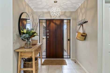 Photo of property in 29 Pinotage Drive, Greenmeadows, Napier, 4112