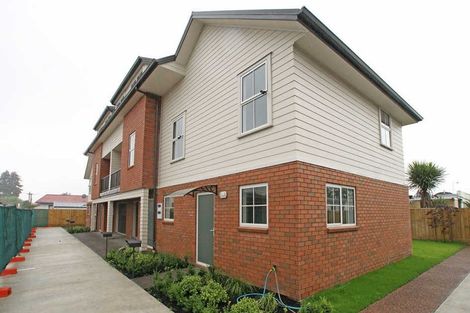 Photo of property in 15 Chiefs Court, Hamilton East, Hamilton, 3216