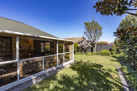 Photo of property in 10 Ben Nevis Drive, Broomfield, Christchurch, 8042