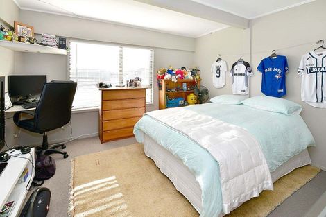Photo of property in 18 Melandra Road, Stanmore Bay, Whangaparaoa, 0932