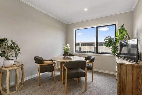 Photo of property in 10 Te Rata Boulevard, Karaka, 2124