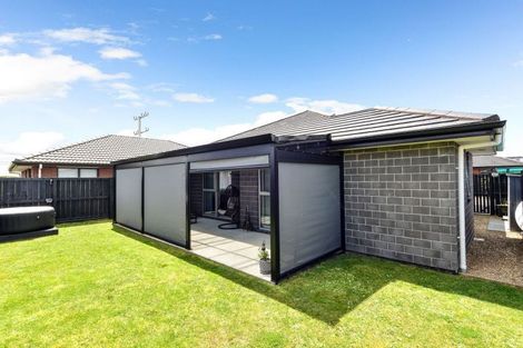 Photo of property in 10 Manawaroa Close, Grandview Heights, Hamilton, 3200