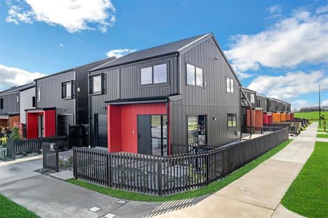 Photo of property in 61 Maungakaraka Road, Karaka, 2580