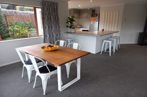 Photo of property in 1 Hidcote Place, Bethlehem, Tauranga, 3110