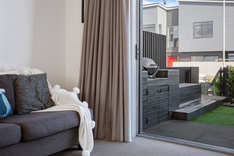 Photo of property in 21 Mollusc Road, Hobsonville, Auckland, 0616