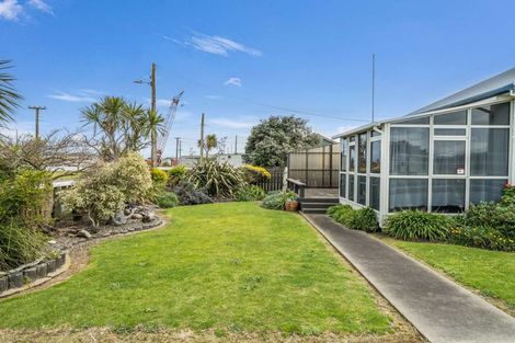 Photo of property in 3 Wharf Street, Castlecliff, Whanganui, 4501