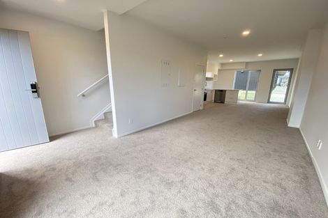 Photo of property in 6/36 Edmonton Road, Henderson, Auckland, 0612