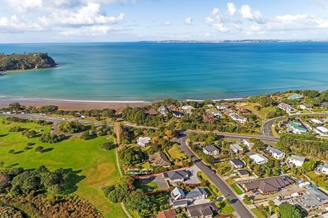 Photo of property in 3 Otanerua Road, Hatfields Beach, Orewa, 0931