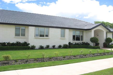 Photo of property in 2 Panache Place, Northwood, Christchurch, 8051