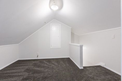 Photo of property in 1 Bibby Lane, Waipawa, 4210
