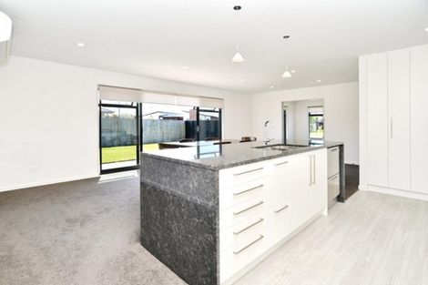 Photo of property in 123 Rannoch Drive, Broomfield, Christchurch, 8042