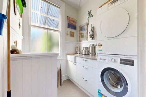 Photo of property in 107 Victoria Street, Thames, 3500