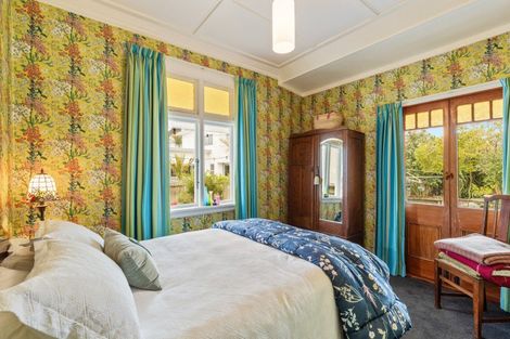 Photo of property in 112a Hine Street, New Plymouth, 4310