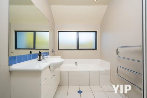 Photo of property in 21 Forsyth Grove, Brooklyn, Wellington, 6021