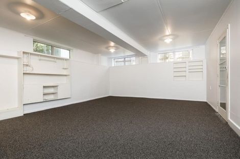 Photo of property in 7 Silverbirch Grove, Churton Park, Wellington, 6037