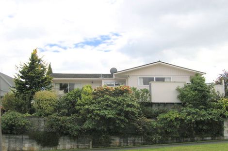 Photo of property in 14 Harvey Street, Waipahihi, Taupo, 3330