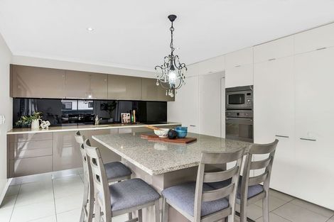 Photo of property in 185 Te Moana Road, Waikanae, 5036
