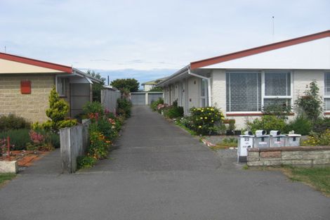 Photo of property in 2/22 Longfellow Street, Sydenham, Christchurch, 8023