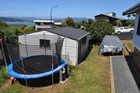 Photo of property in 17 Harbour Lights Terrace, Whitianga, 3592