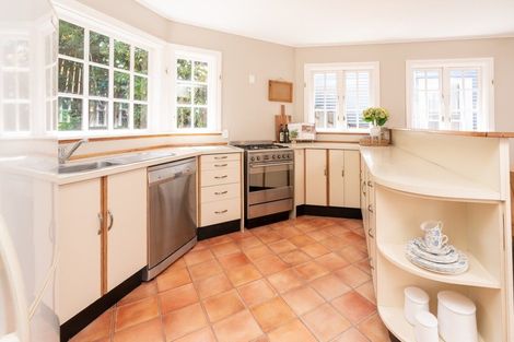 Photo of property in 10 Howard Street, Mount Cook, Wellington, 6021