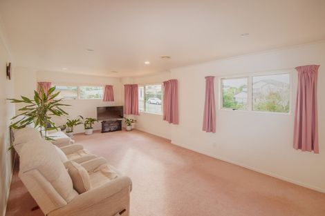 Photo of property in 3 Waverton Terrace, Churton Park, Wellington, 6037