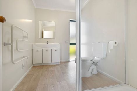 Photo of property in 2 Hanna Place, Havelock North, 4130