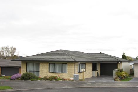 Photo of property in 1/16 Sandel Rise, Merrilands, New Plymouth, 4312