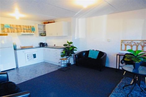 Photo of property in 5/57 Carrington Street, Lower Vogeltown, New Plymouth, 4310