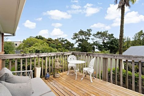 Photo of property in 222 Manuka Road, Bayview, Auckland, 0629