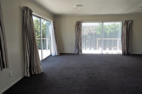 Photo of property in 3 Makarini Street, Paraparaumu, 5032