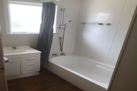 Photo of property in 4 Thornton Place, Melville, Hamilton, 3206