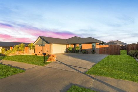 Photo of property in 3 Crest Place, Rolleston, 7615