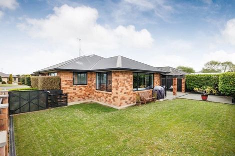 Photo of property in 22 Pegasus Place, Kelvin Grove, Palmerston North, 4414